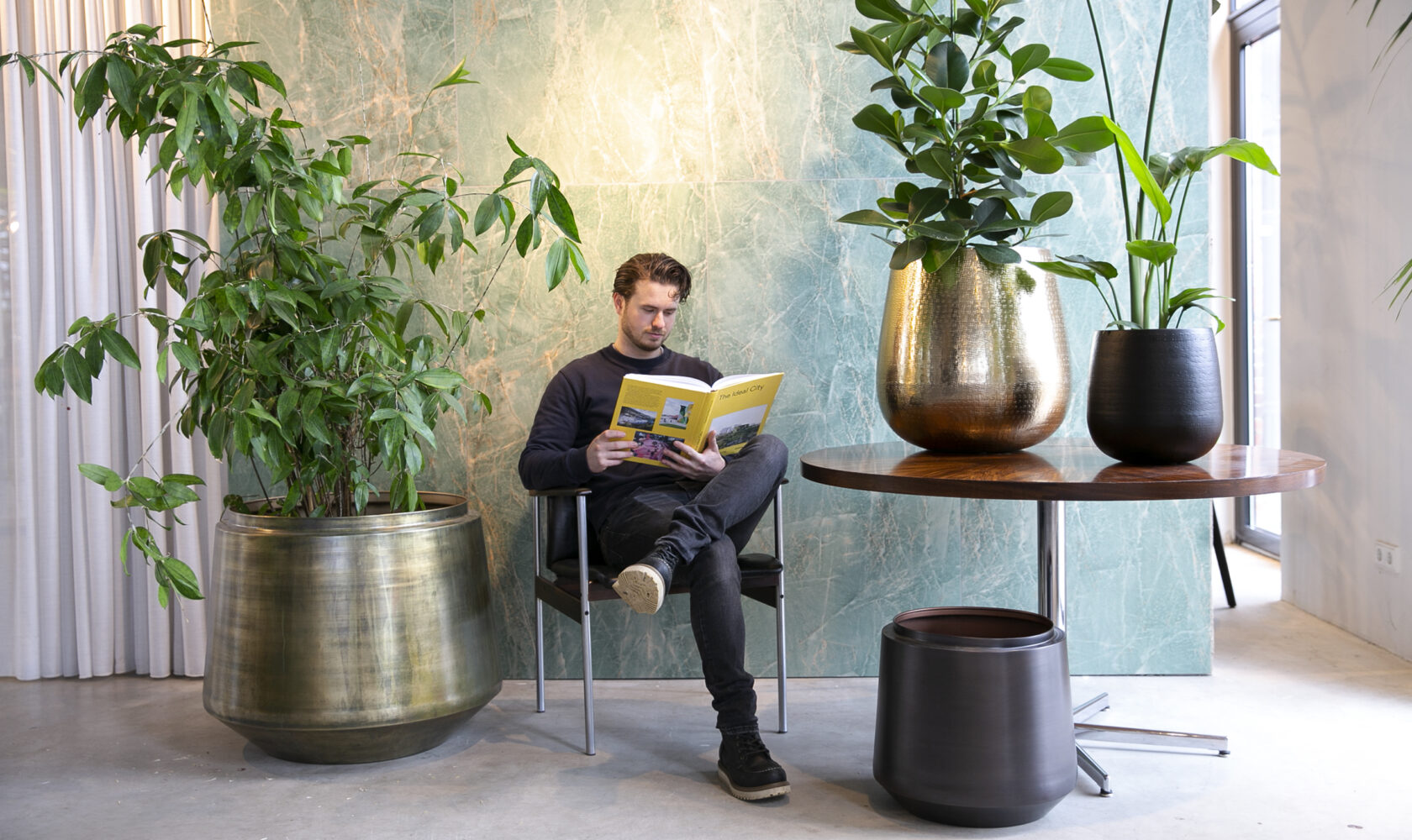 Combi_01_karakter_indigo